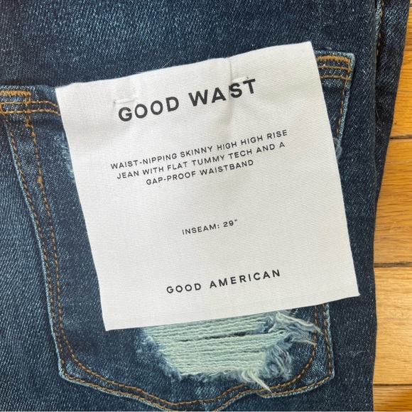 NWT Good American Good Waist Chewed Pocket Jeans 2/26 - Picture 6 of 12
